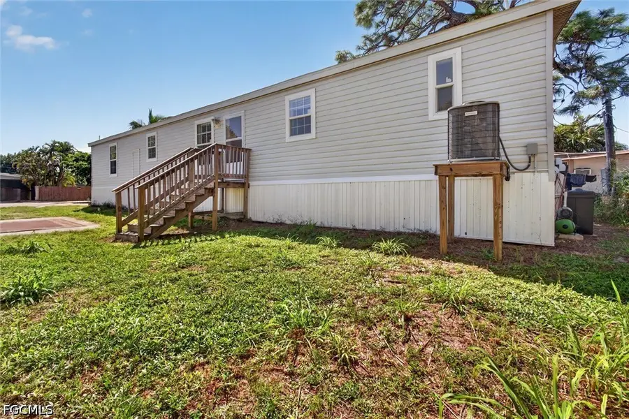3762 Unique Circle, Fort Myers, FL 33908 - #3