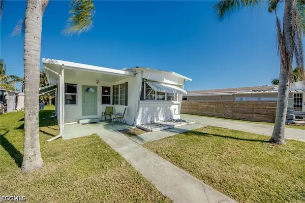 123 Amber Avenue, North Fort Myers, FL 33917