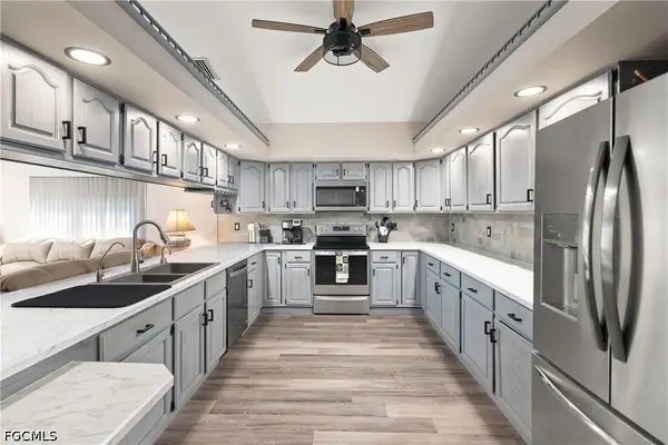 1207 N Brandywine Circle, Fort Myers, FL 33919