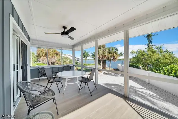 190 Bayview Avenue, Fort Myers Beach, FL 33931