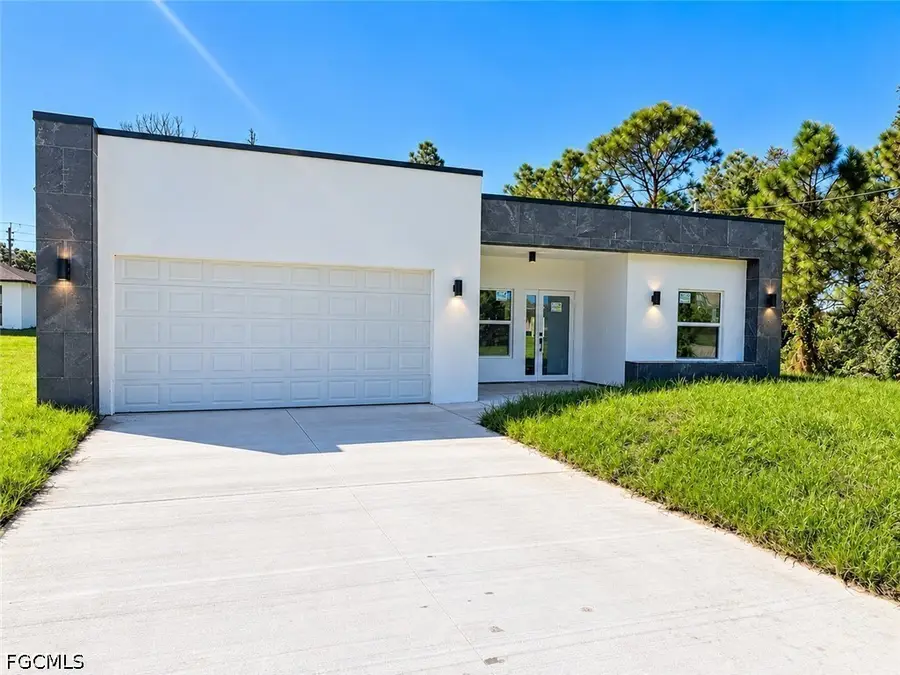 2905 43rd Street W, Lehigh Acres, FL 33971 - #2