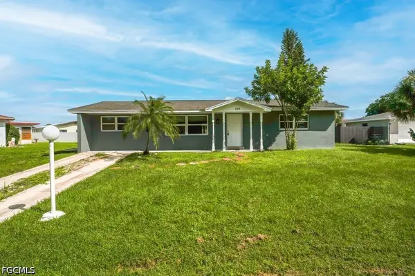 208 Norwich Avenue, Lehigh Acres, FL 33936