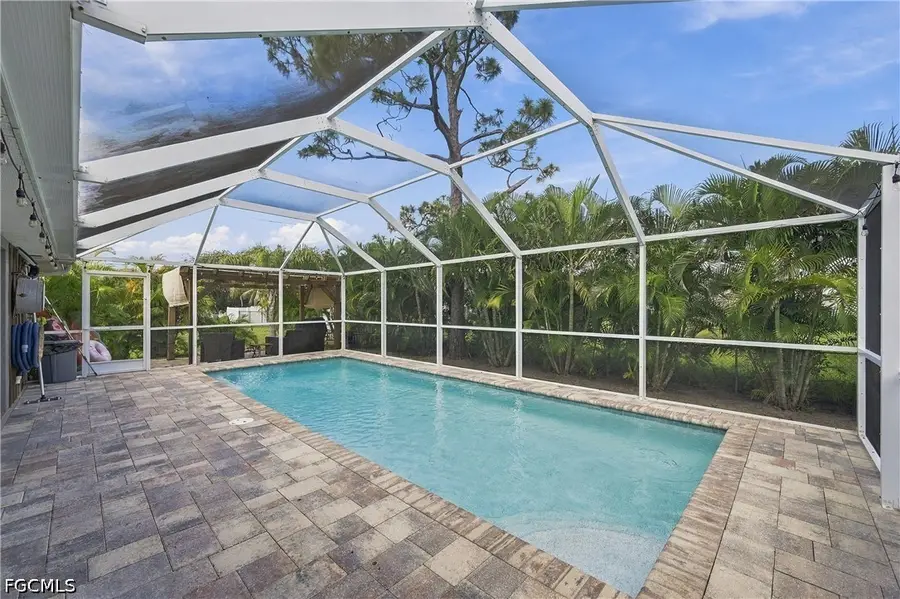 2301 NE 33rd Lane, Cape Coral, FL 33909 - #2