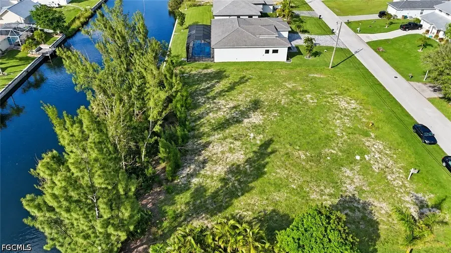 3748 SW 11th Place, Cape Coral, FL 33914 - #2