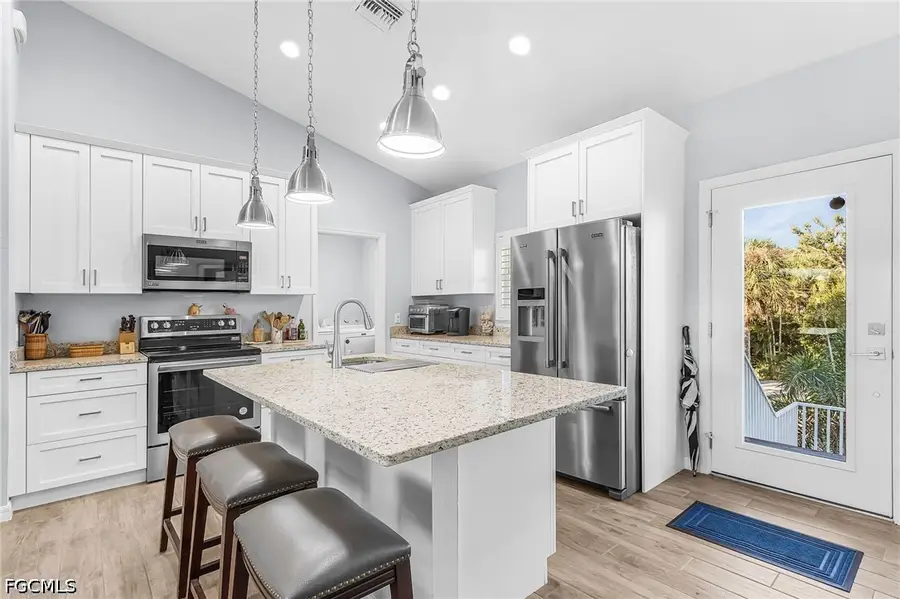 9226 Kincaid Court, Sanibel, FL 33957 - #3
