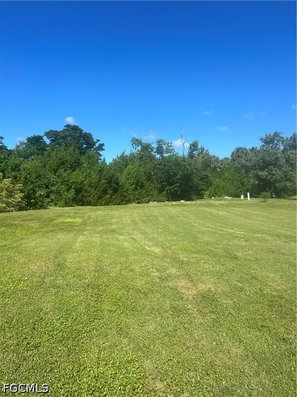 13700 Pintail Drive, Fort Myers, FL 33908