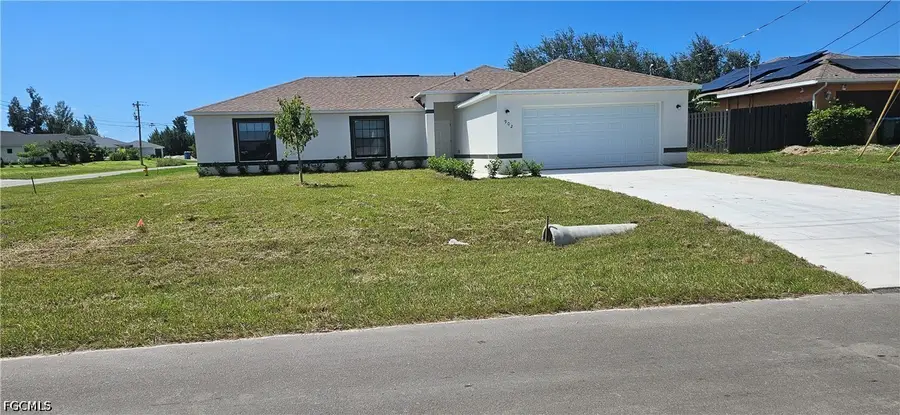902 NE 2nd Place, Cape Coral, FL 33909 - #2
