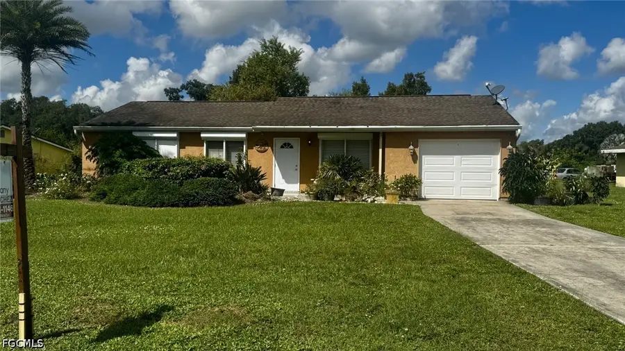 4050 S Edgewater Circle, Labelle, FL 33935 - #2