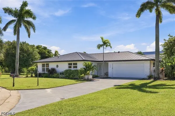 729 Sand Dollar Drive, Sanibel, FL 33957