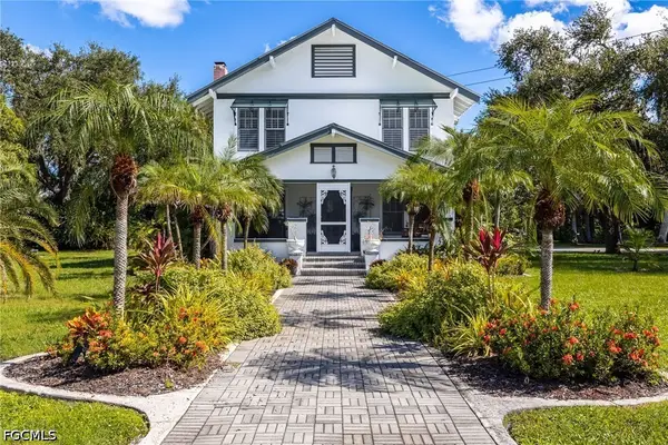 3650 Mckinley Avenue, Fort Myers, FL 33901