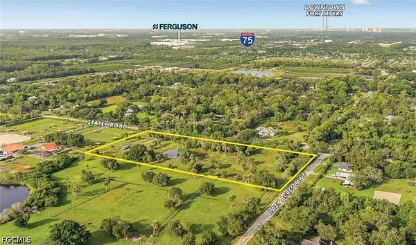 11030 Lazy Acres Lane, Fort Myers, FL 33905