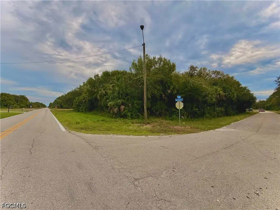 121 Bremen Avenue S, Lehigh Acres, FL 33974 - #2