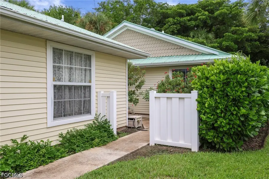 14638 Sagamore Court, Fort Myers, FL 33908 - #2