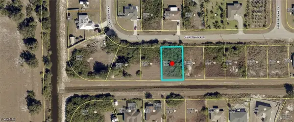 612 Chattman Street E, Lehigh Acres, FL 33974