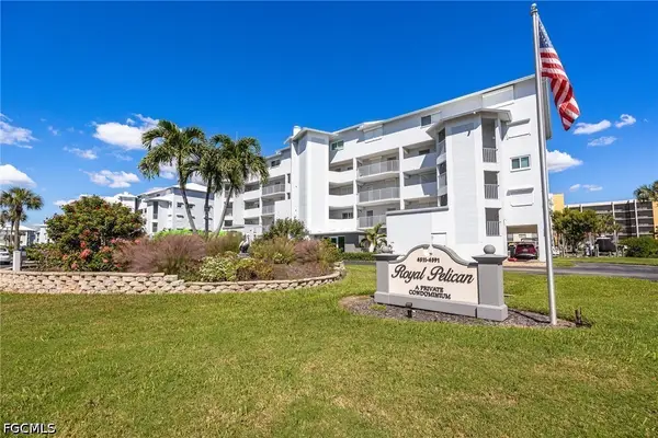 4511 Bay Beach Lane #315, Fort Myers Beach, FL 33931