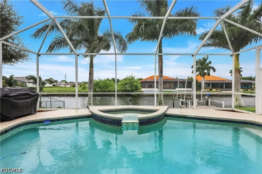 305 SE 31st Street, Cape Coral, FL 33904 - #2