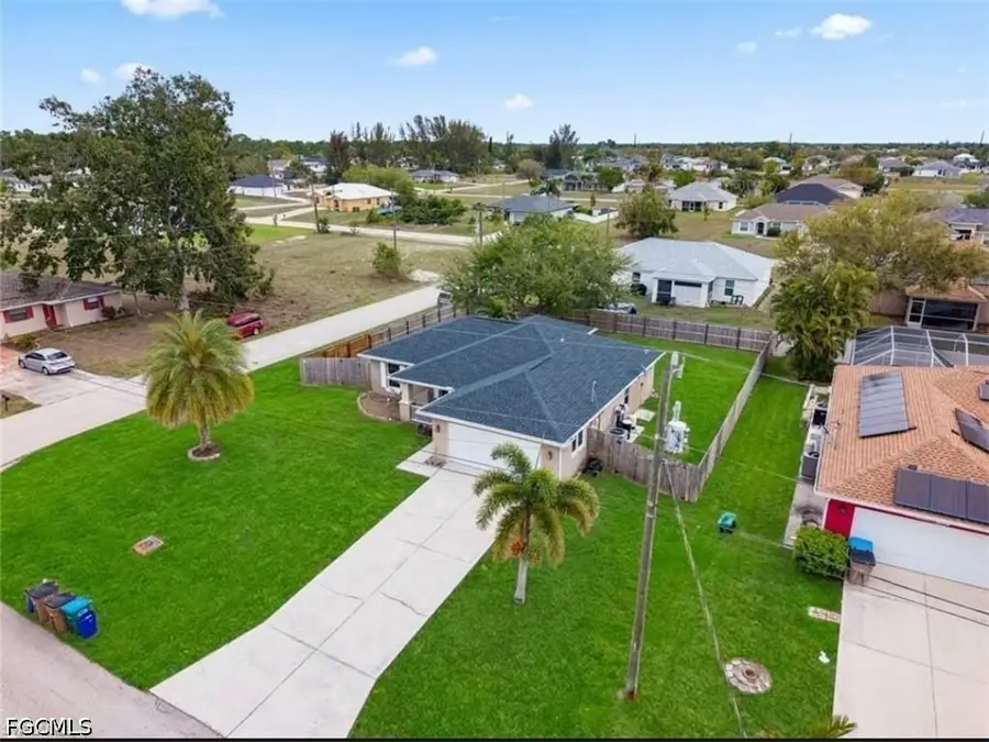 3011 NE 4th Avenue, Cape Coral, FL 33909 - #3