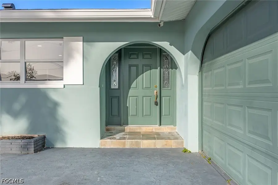4906 Sorrento Court, Cape Coral, FL 33904 - #3