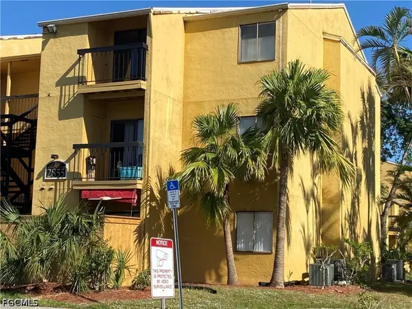 2855 Winkler Avenue #124, Fort Myers, FL 33916