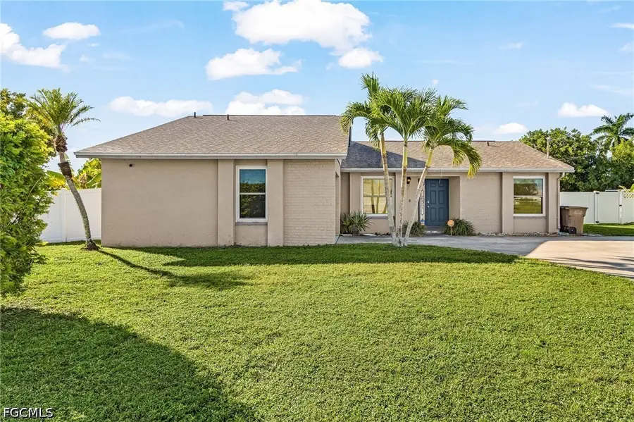 2326 SE 15th Street, Cape Coral, FL 33990 - #2