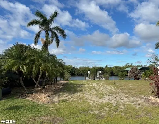 208 Sun Circle, Fort Myers, FL 33905 - #1