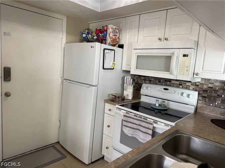 3361 New South Province Boulevard #2, Fort Myers, FL 33907 - #3