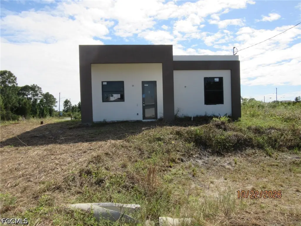 1165 Augusta Street E, Lehigh Acres, FL 33974 - #1