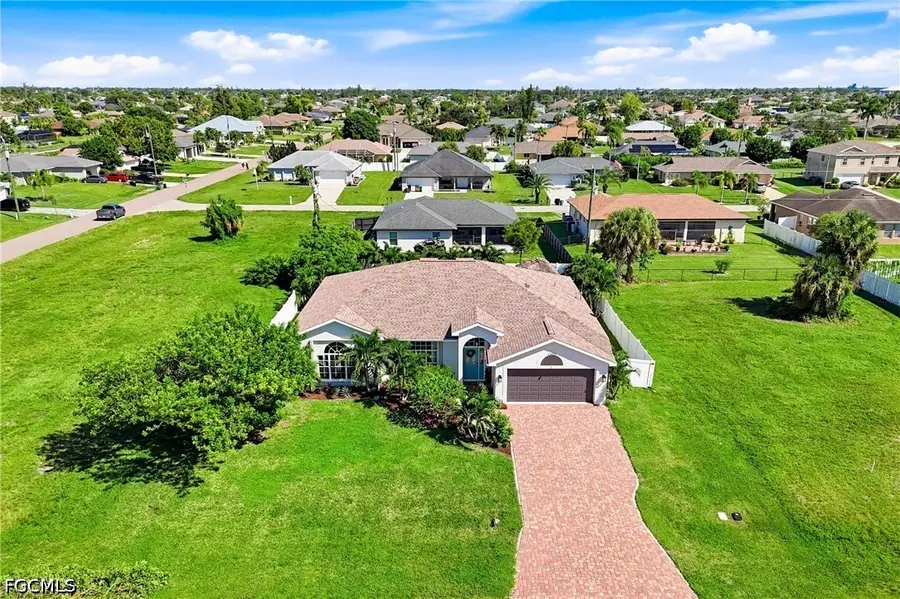 1305 SW 11th Place, Cape Coral, FL 33991 - #2