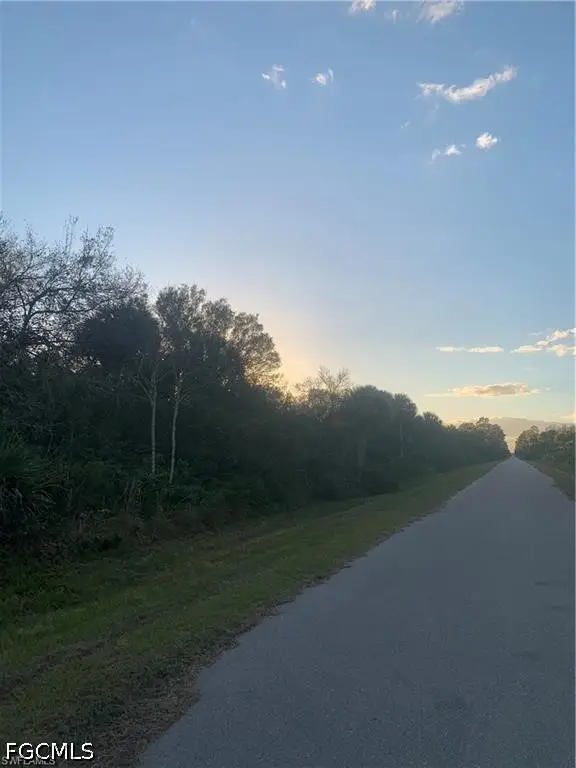 Address Withheld By Seller, Naples, FL 34117
