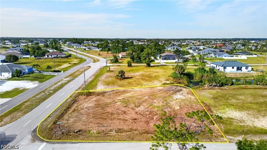 1135 NE 36th Lane, Cape Coral, FL 33909 - #3