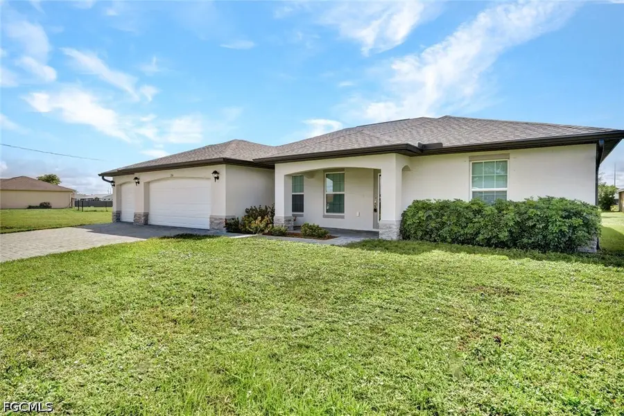 216 NW 9th Terrace, Cape Coral, FL 33993 - #2