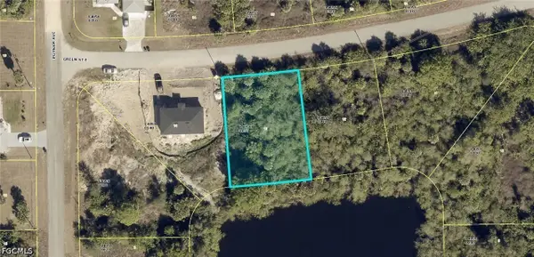 922 Green Street E, Lehigh Acres, FL 33974