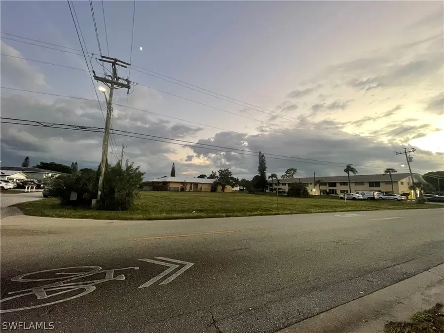 4902 Viceroy Street, Cape Coral, FL 33904 - Image #2