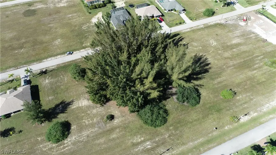 2815 NW 45th Place, Cape Coral, FL 33993 - Image #2