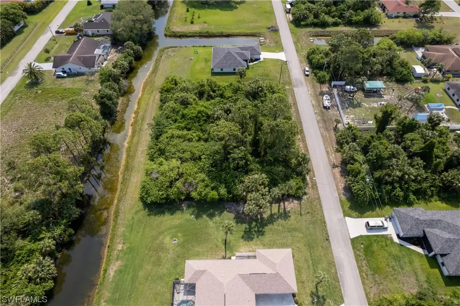 837 Porter Street E, Lehigh Acres, FL 33974 - Image #2