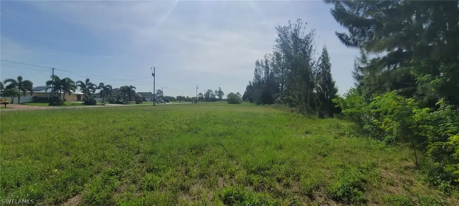 420 NE 20th Street, Cape Coral, FL 33909 - Image #3