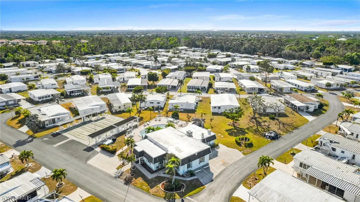 41 Williamsburg Way, Fort Myers, FL 33908 - Image #1