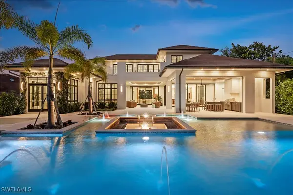 626 S Golf Drive, Naples, FL 34102