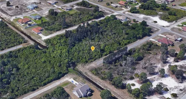 2703 35th Street Sw, Lehigh Acres, FL 33976