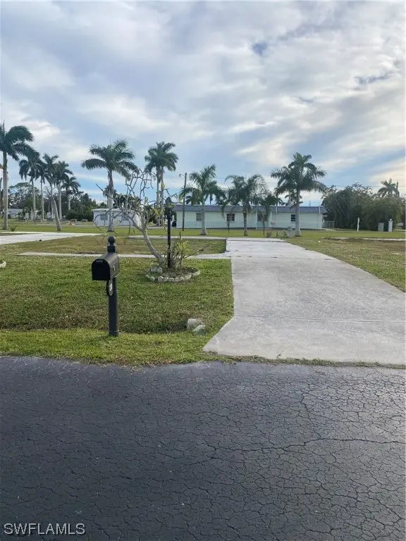 127 Raintree Lane, Fort Myers, FL 33908 - Image #1