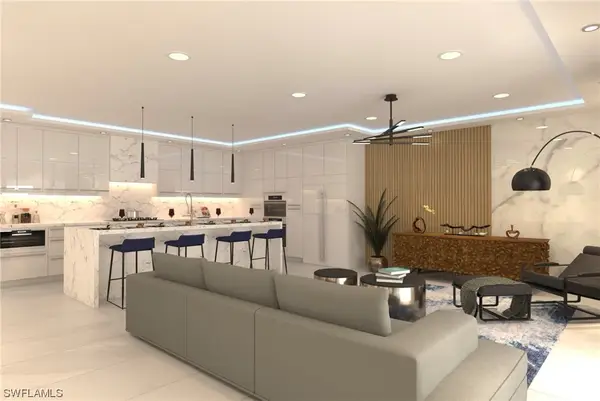 180 9th Street S #202, Naples, FL 34102