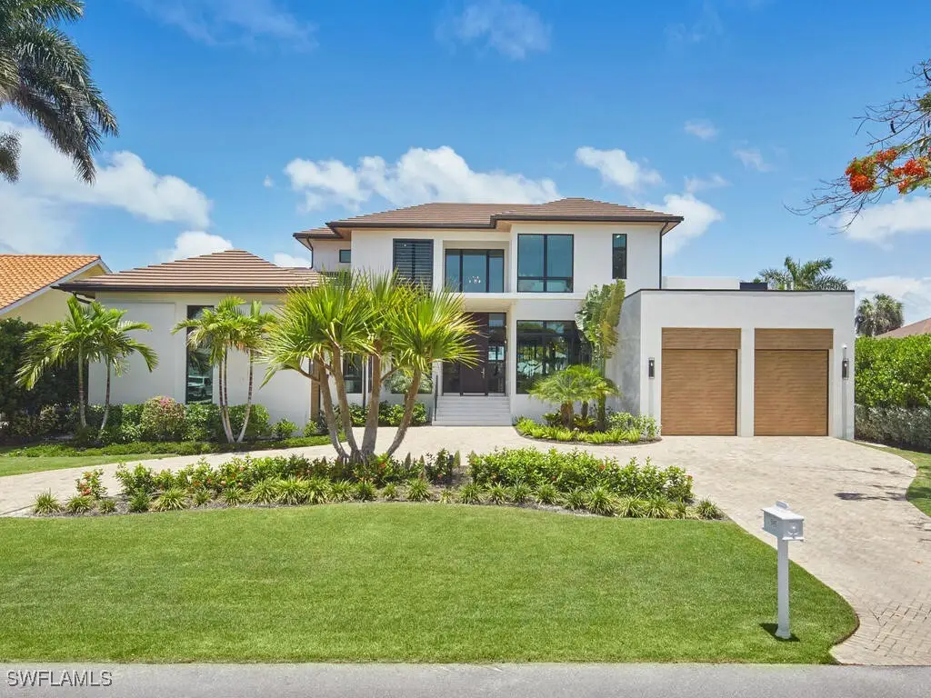 595 16th Avenue S, Naples, FL 34102 - Image #1