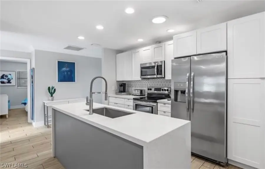 683 102nd Avenue N, Naples, FL 34108 - Image #2