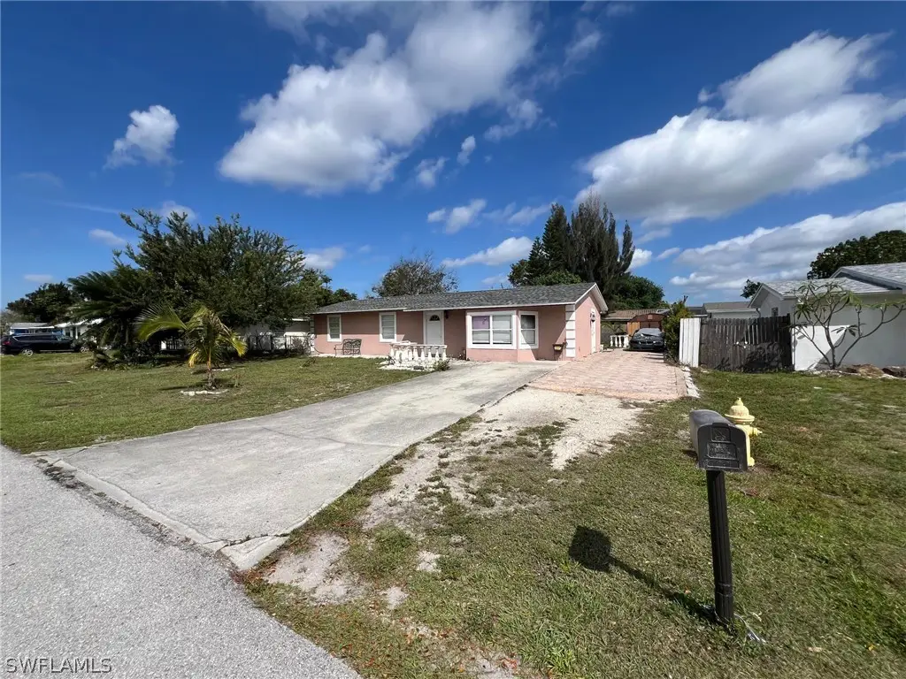 1116 Gifford Avenue S, Lehigh Acres, FL 33936 - #1