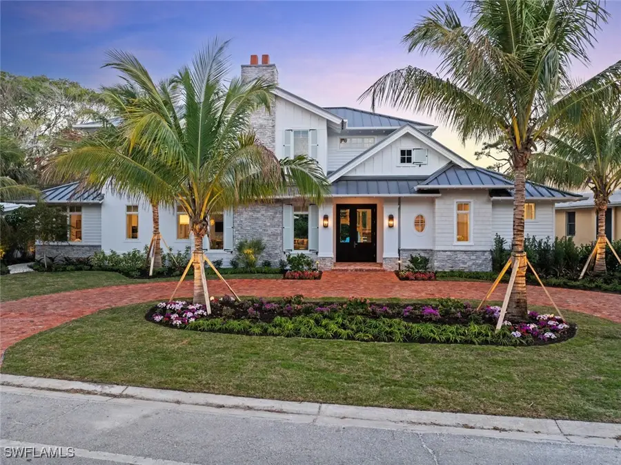690 7th Avenue N, Naples, FL 34102 - Image #2