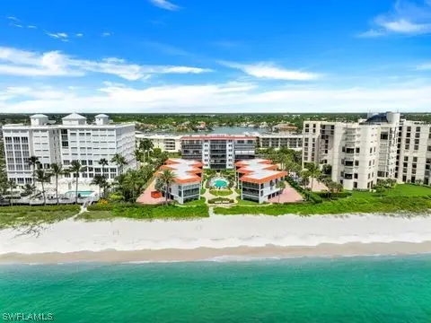 3333 Gulf Shore Boulevard N #103, Naples, FL 34103
