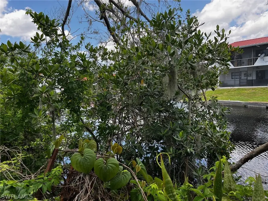 7204 + 7202 Maida Lane, Fort Myers, FL 33908 - Image #3