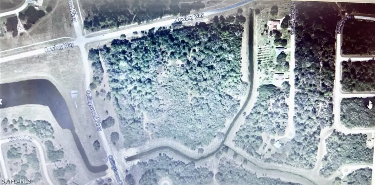 E Cowboy Way, Labelle, FL 33935 - Image #1