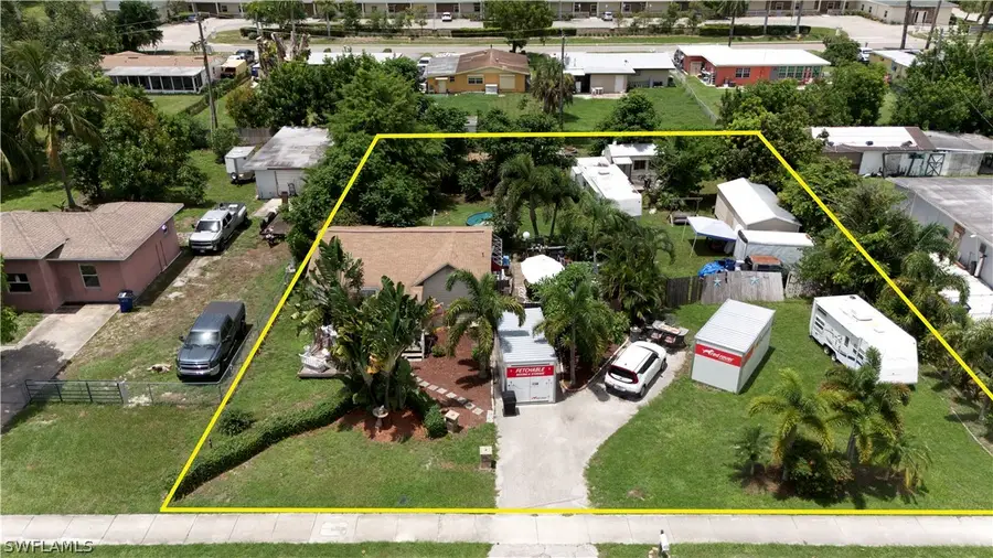 2105 Carrell Road, Fort Myers, FL 33901 - Image #2