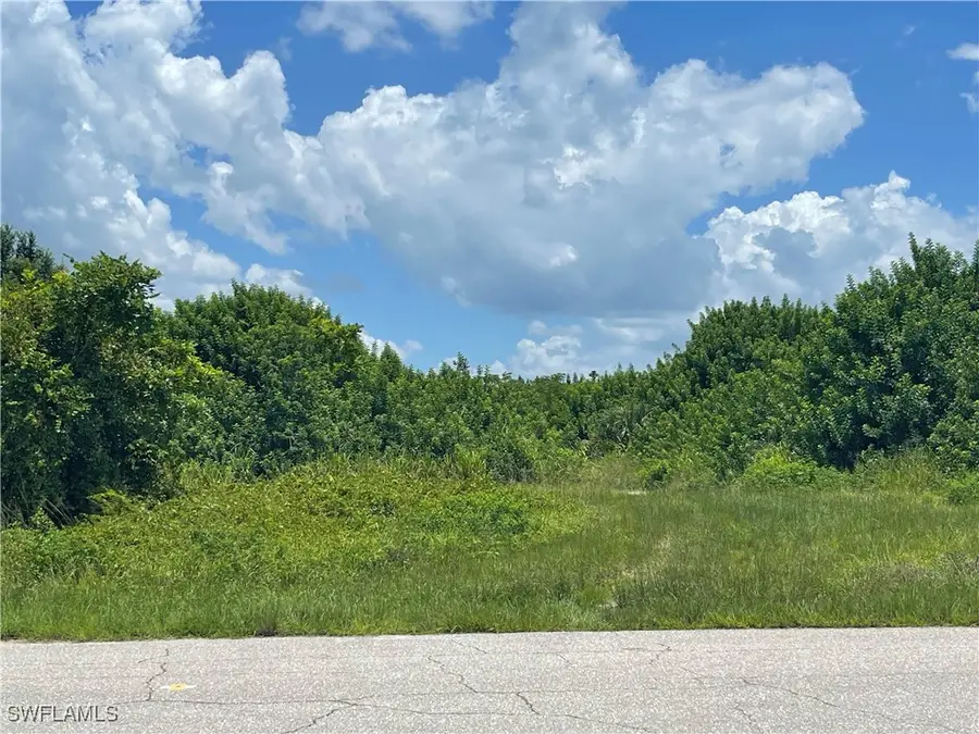 2703 NE 22nd Place, Cape Coral, FL 33909 - Image #3